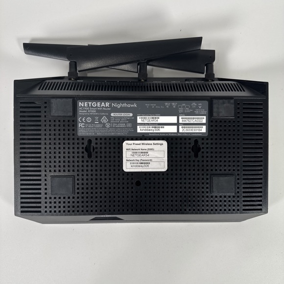 Netgear Nighthawk AC9100 R7000 - Picture 15 of 16